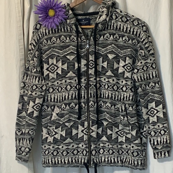 Aztec Cardigan American Eagle 